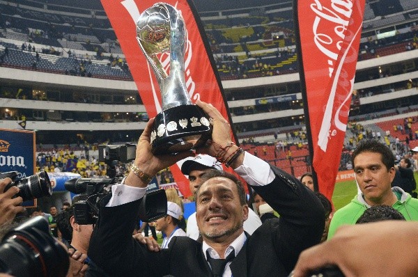 Gustavo Matosas, campeón con León en el Azteca ante América (JAM Media)