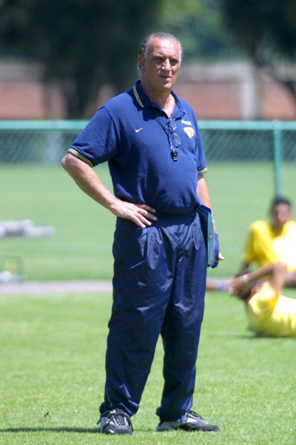 Alfio Basile dirigiendo al América (JAM Media)