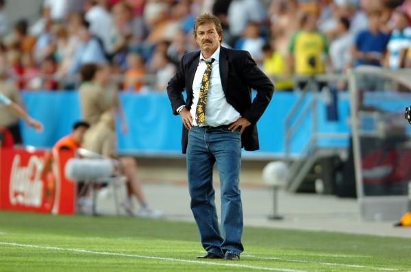 Ricardo La Volpe dirigirá en Costa Rica. Jam Media.