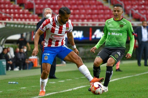 Miguel Ponce, defensa de Chivas de Guadalajara. Foto: Imago 7