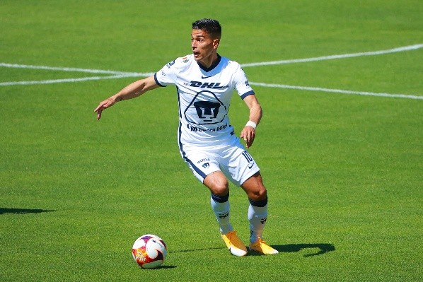Favio Álvarez, delantero de Pumas UNAM. Foto: Imago 7