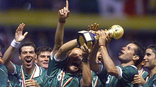 México campeón de la Copa Confederaciones 1999. Foto: FIFA