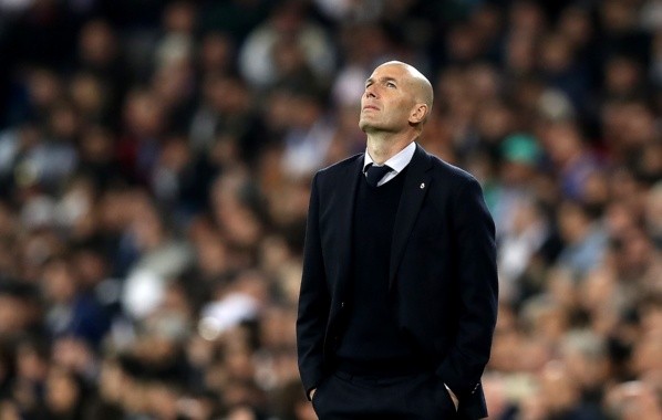 Gran preocupación en Zinedine Zidane. (Foto: Getty)