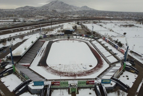 Estadio Olímpico Benito Juárez nieve