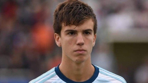 Máximo Perrone en la Selección Argentina.