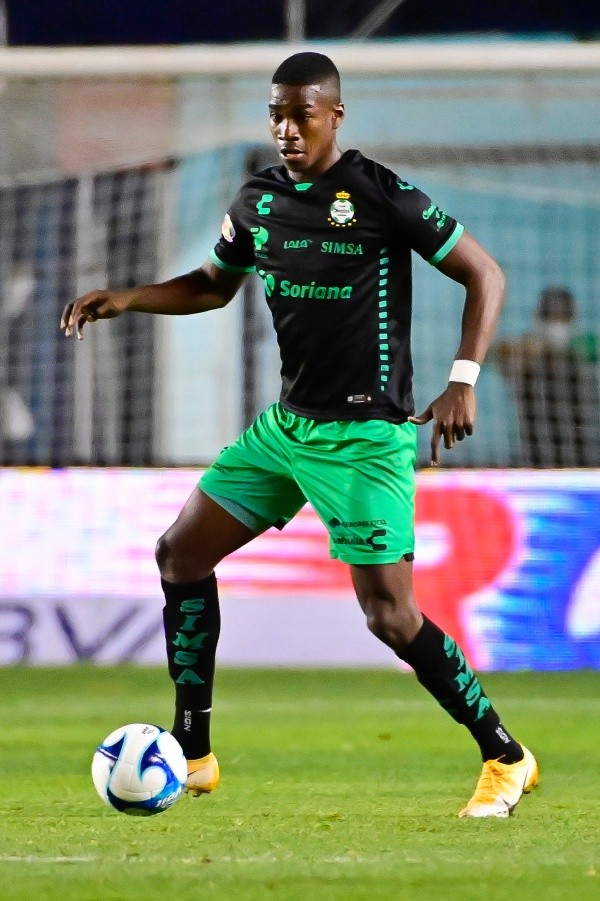 Félix Torres, suspendido 2 fechas por Liga MX (Imago 7)