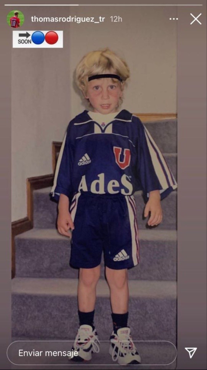 Thomas Rodríguez uniformado de la U en Instagram Stories