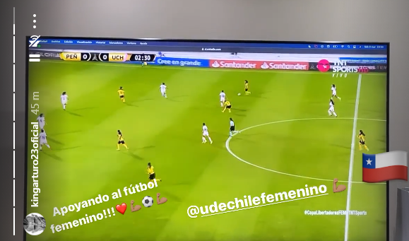 Arturo Vidal apoya a la Universidad de Chile en Copa Libertadores femenina