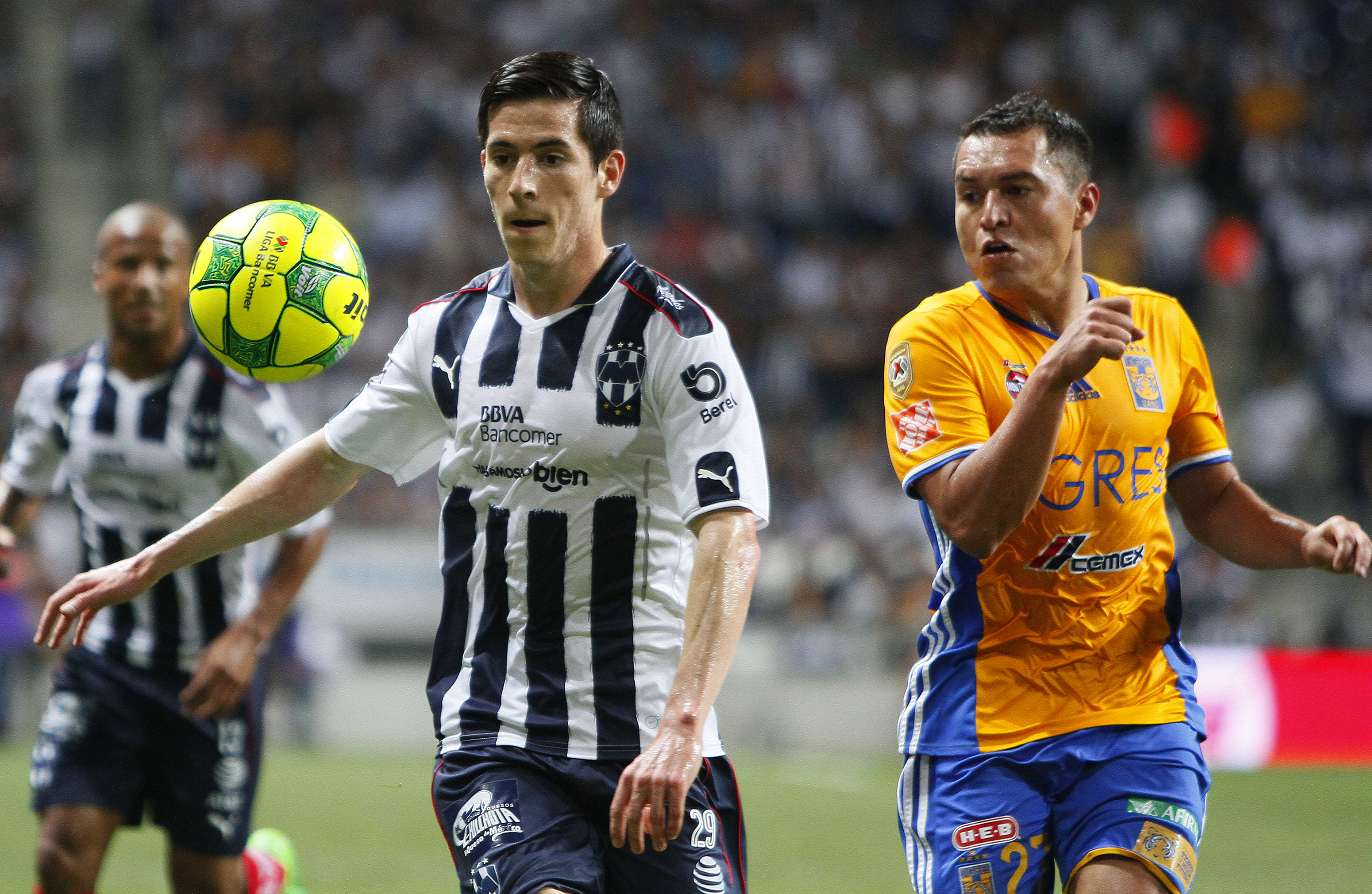 Marco Bueno no se va a Uzbekistán. Jam Media.