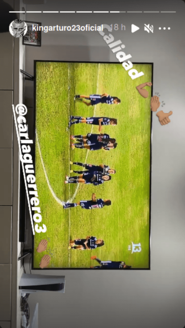 Arturo Vidal en historias de Instagram