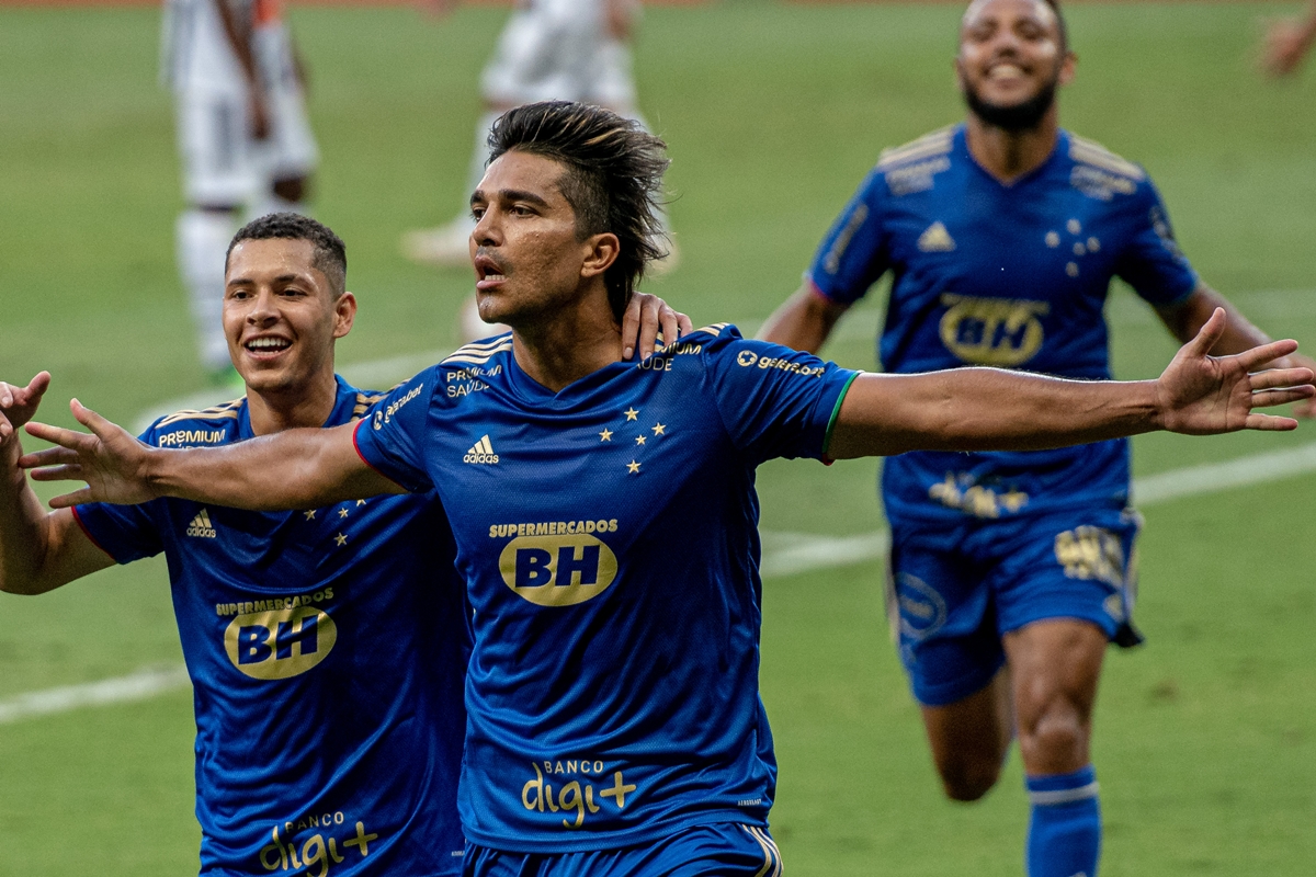 Cruzeiro 🦊 on X: HOJE TEM CRUZEIRO!!!!! 🦊💙 É dia de ver #OMaiorCampeão  da @CopadoBrasil em campo! Vamos lutar juntos para reverter o placar do jogo  de ida e buscar a classificação. #