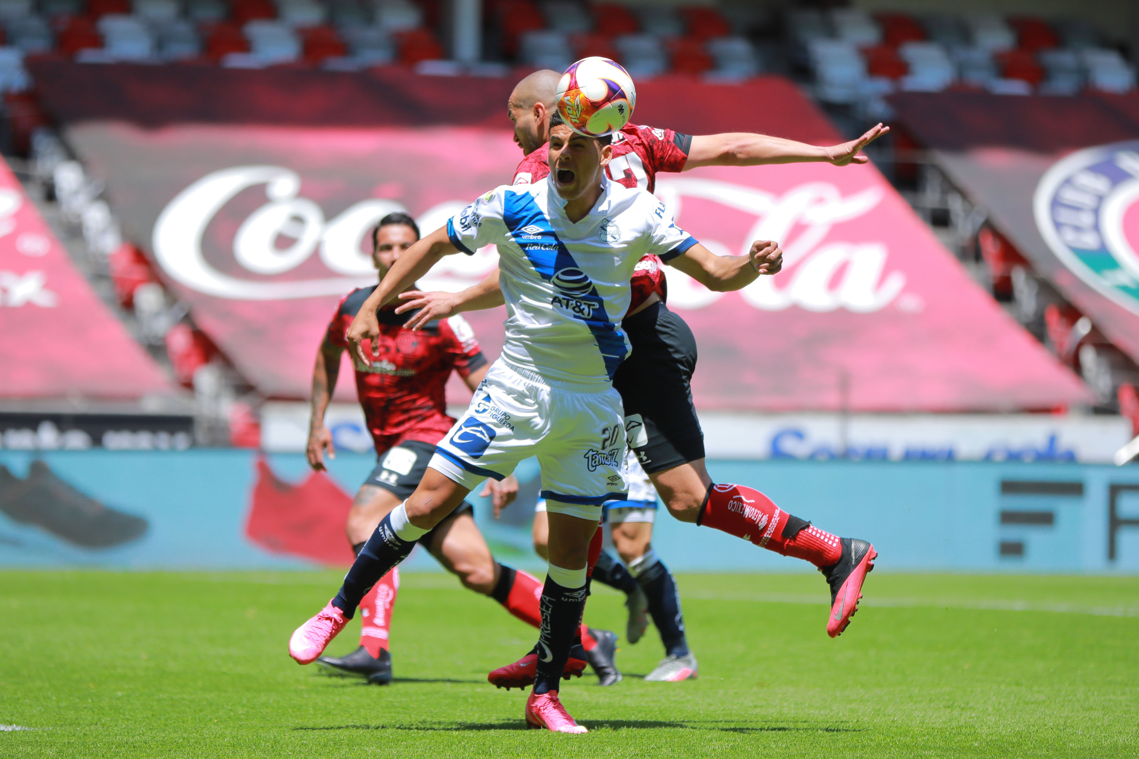 Toluca y Puebla igualaron 4-4. Imago7.