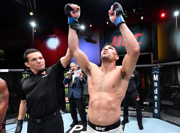 Vicente Luque en UFC 260