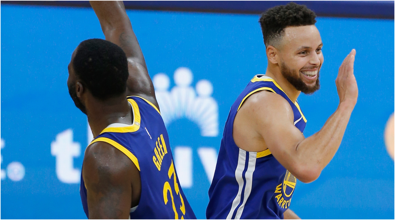 Draymond Green y Stephen Curry (Foto: Getty)