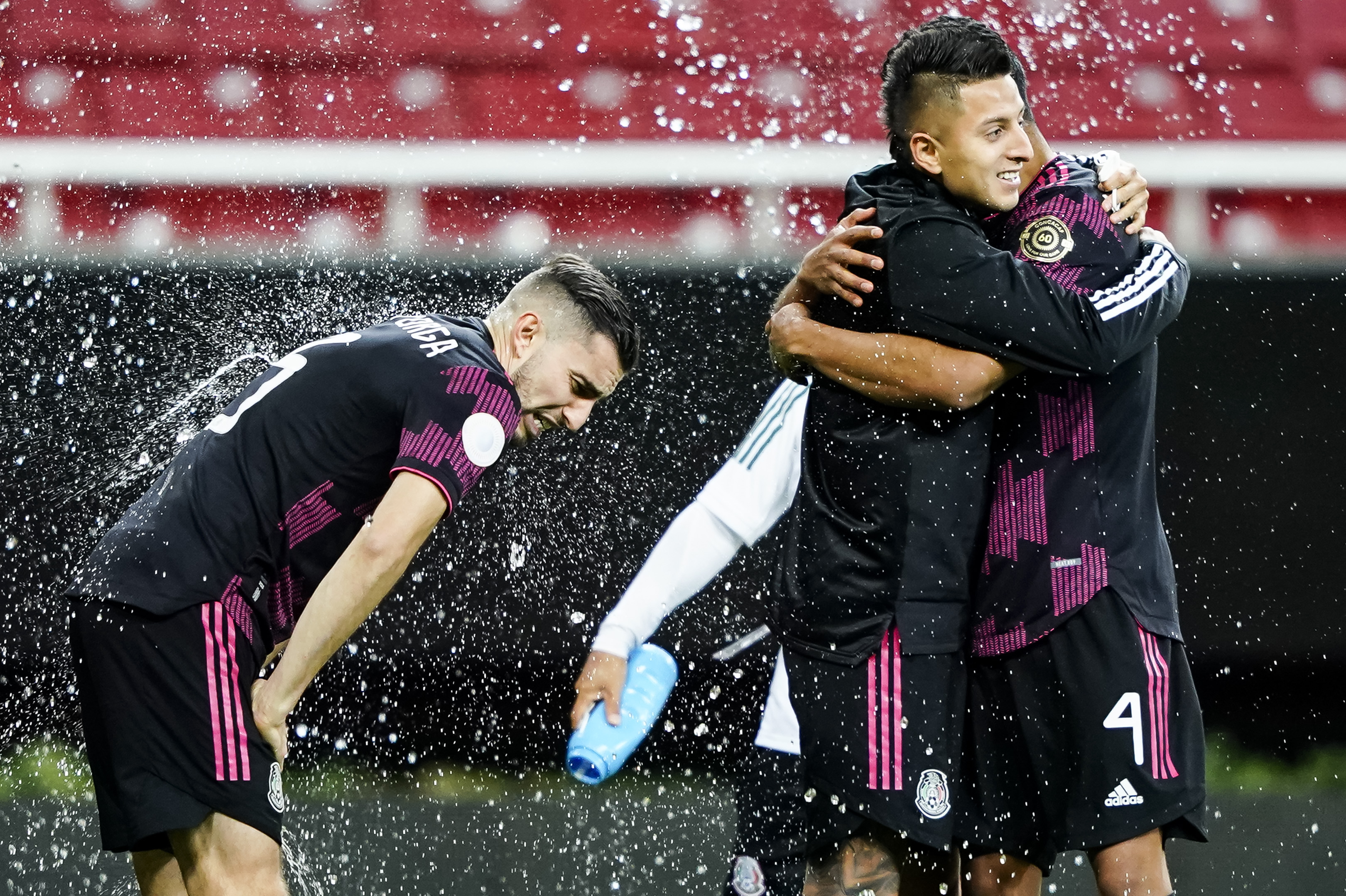 Se vacunará a los jugadores del Tri que vayan a los JJOO. Imago7.