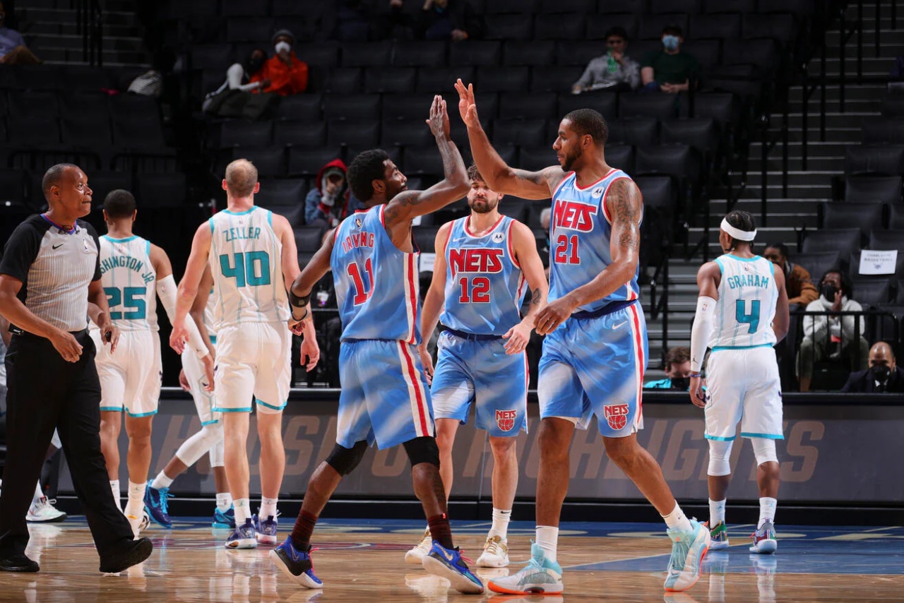 Kyrie Irving LaMarcus Aldridge