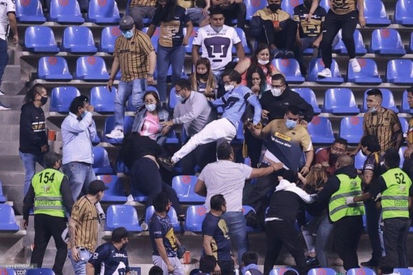 Violencia en Puebla vs. Pumas