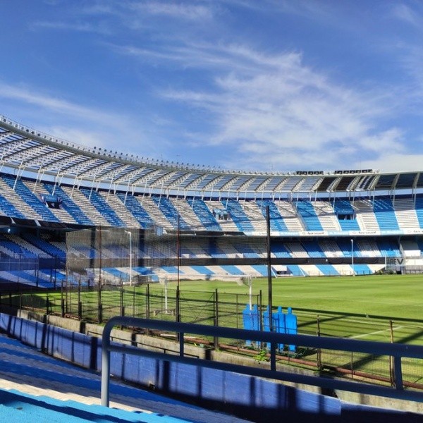 Twitter: Racing Club