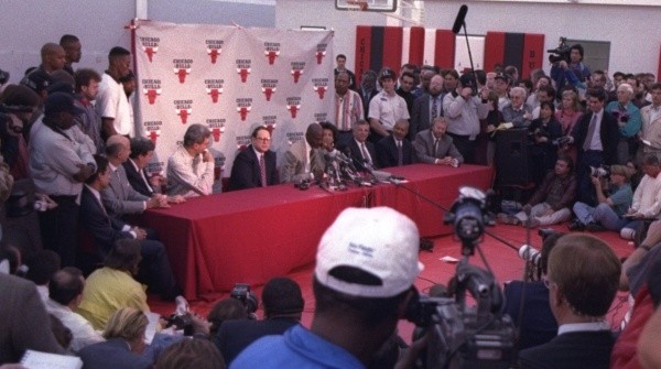 Primer retiro de Michael Jordan (Foto: Getty Images)