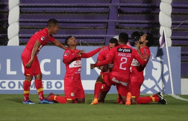 O Sport Huancayo também jogou a Sul-Americana em 2020 (Foto: Conmebol)