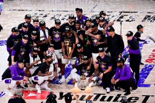 Los Angeles Lakers campeón de NBA 2020 (Getty)