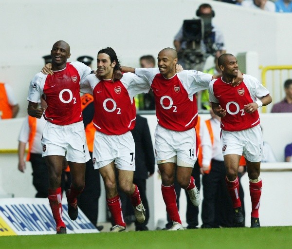 Arsenal en su era dorada cuando se coronó campeón de la Premier en 2004 (Fuente: Getty Images)