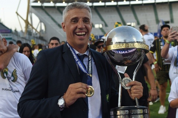 Hernán Crespo celebrando el título de la Copa Sudamericana | Getty