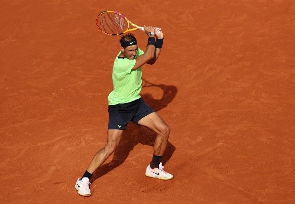Nadal em quadra em Roland Garros. (Foto: Getty Images)