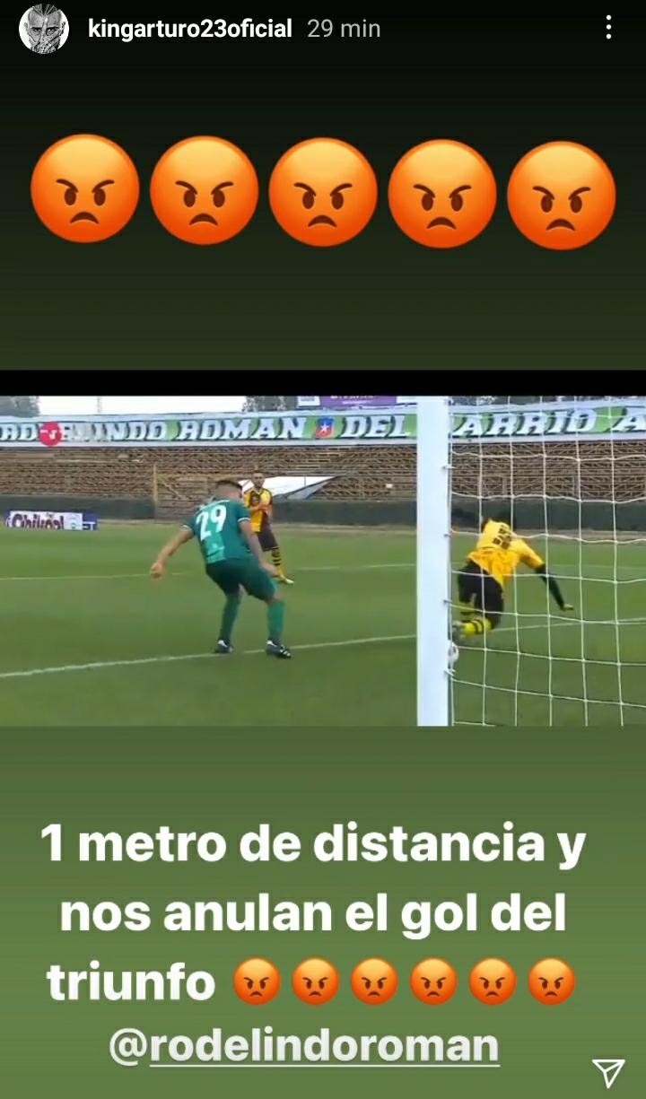 Arturo Vidal Rodelindo Román