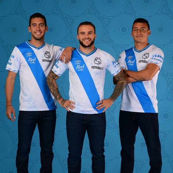 La playera de local de Puebla para el Apertura 2021. (@UmbroMex)