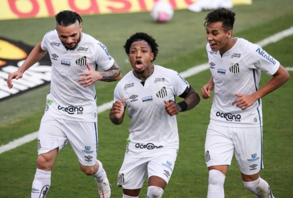 Comemoração de gol do Santos. Foto: Getty Images