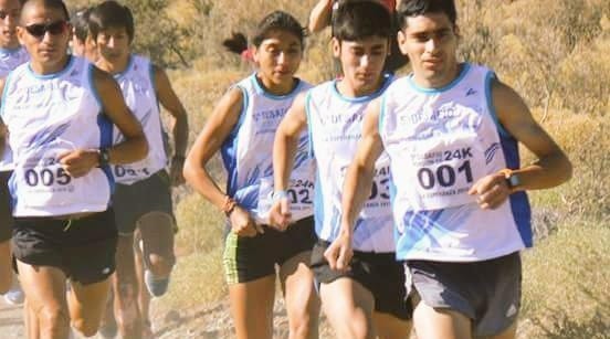 Eulalio Muñoz, entre Lalo Ríos, Karina Neipán y Sergio Trecaman