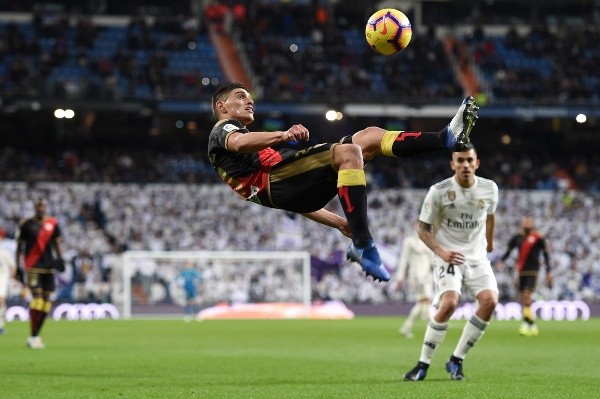 Emiliano Velázquez ante el Real Madrid (Getty)