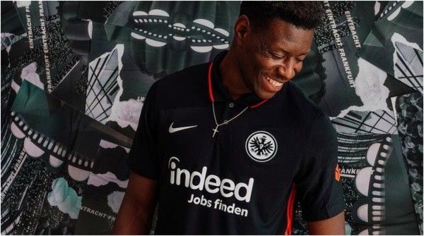 Nueva camiseta del Eintracht Frankfurt