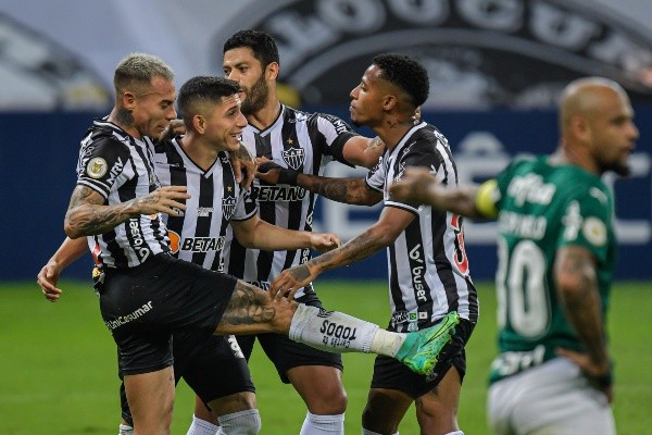 Mineiro en acción este fin de semana, en la victoria ante Palmeiras. (Getty)