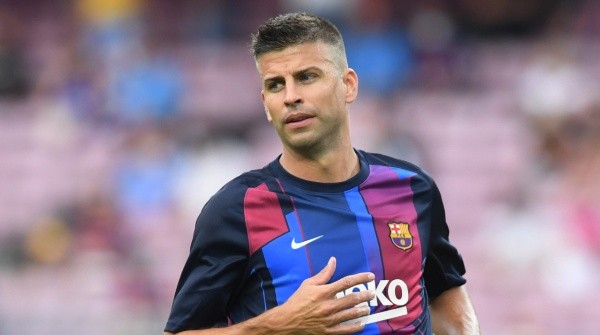 Gerard Piqué, con la camiseta de entrenamiento de Barcelona