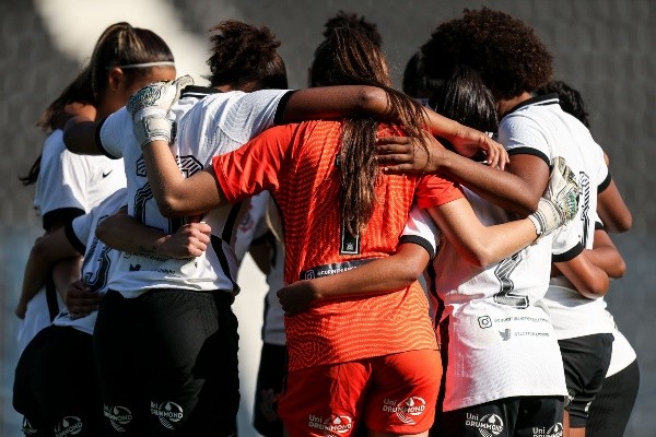 Corinthians e Ferroviária decidem o Brasileirão Feminino neste