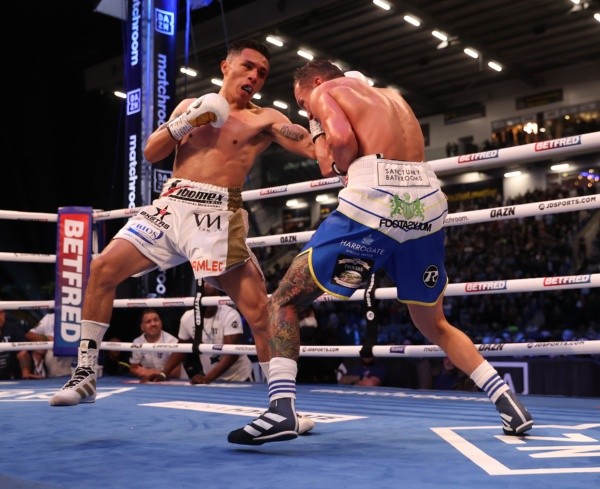 Lara vs. Warrington 2