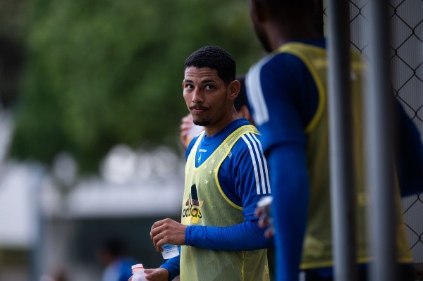 Zé Eduardo deve retornar aos treinos com bola em breve no Cruzeiro (Foto: Bruno Haddad/Cruzeiro)