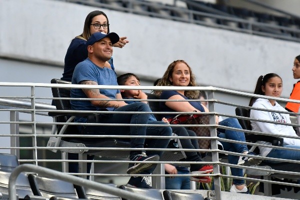 Ahora Suazo estará dentro del campo (Imago 7).