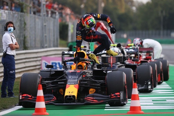 Pérez ajudou Verstappen a ter uma boa colocação para a corrida classificatória do GP da Itália (Foto: Getty Images)
