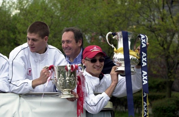 Steven Gerrard y Gérard Houllier
