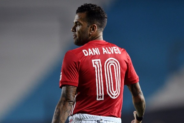 Daniel Alves assina rescisão com o São Paulo; veja números do jogador no Tricolor. (Foto: Getty Images)