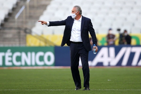 Tite em campo pela seleção brasileira. (Foto: Getty Images)