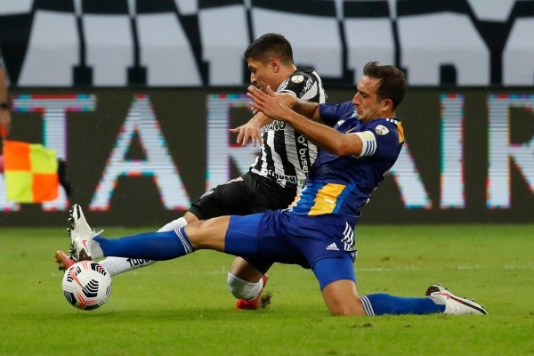 Izquierdoz se quedó y jugó ante Mineiro. (Foto: Getty Imagess)