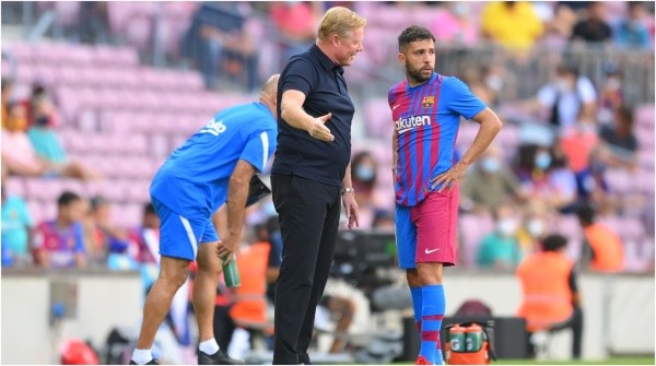 Ronald Koeman, con Jordi Alba
