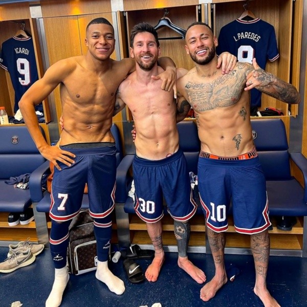Messi, junto a Neymar y Mbappé (Instagram @leomessi)