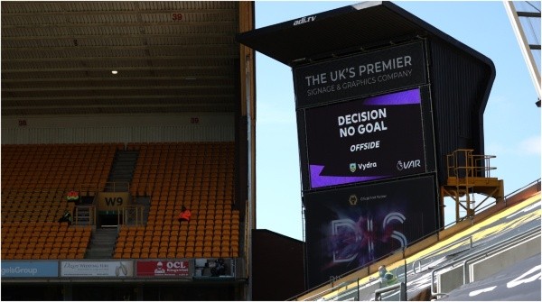VAR señala offside en Premier League