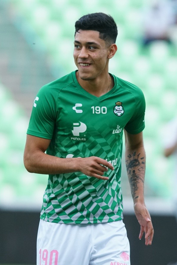 Omar Campos, la joya de Santos (Imago 7)