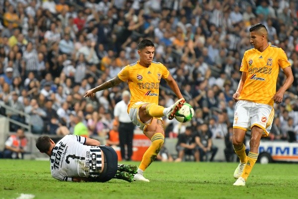 Salcedo y Ayala se juegan su continuidad en Tigres (Imago 7)